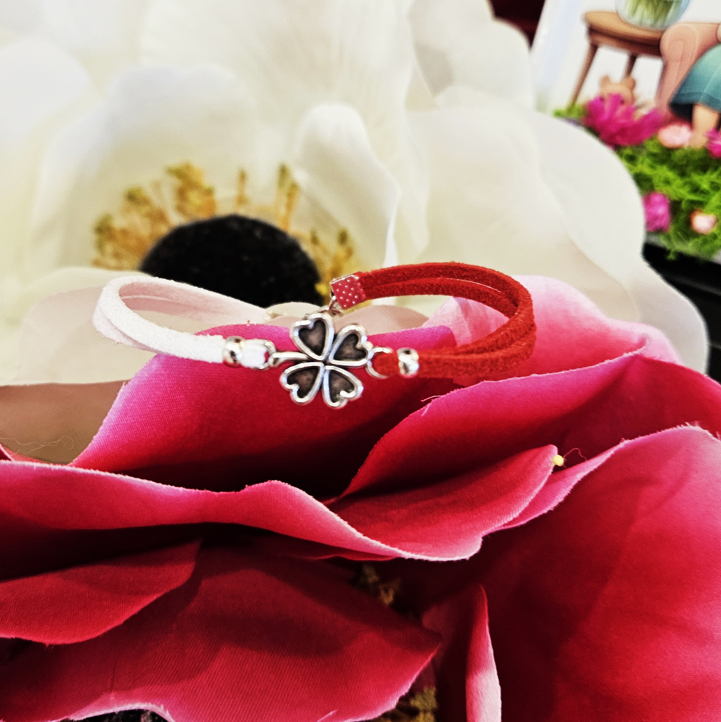 Martisor Bratara Trifoi cu patru foi, din piele intoarsa eco lucrata manual by Wild Bracelets - imagine 6