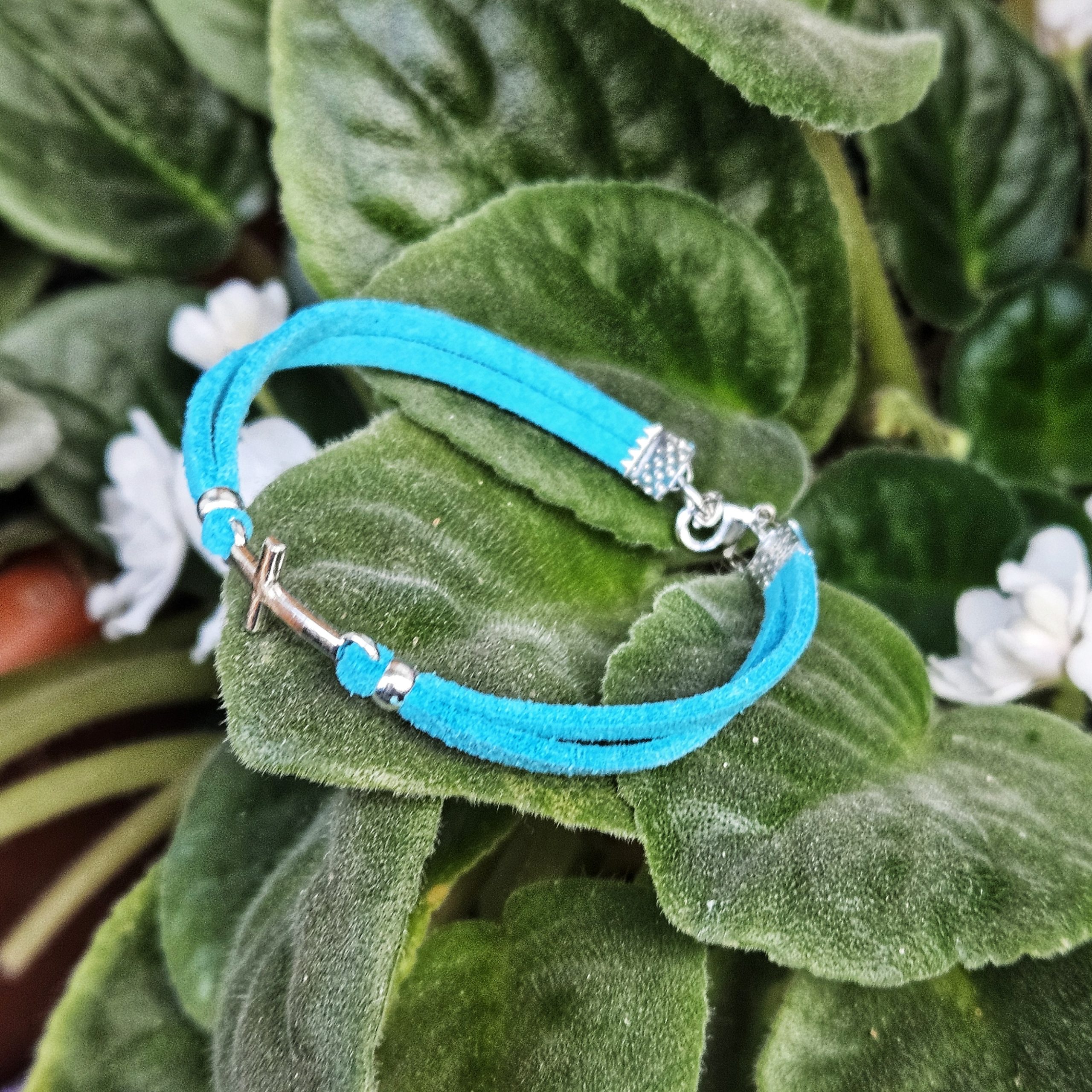 Bratara cu Cruciulita, din piele intoarsa eco, turcoaz, lucrata manual by Wild Bracelets - imagine 2