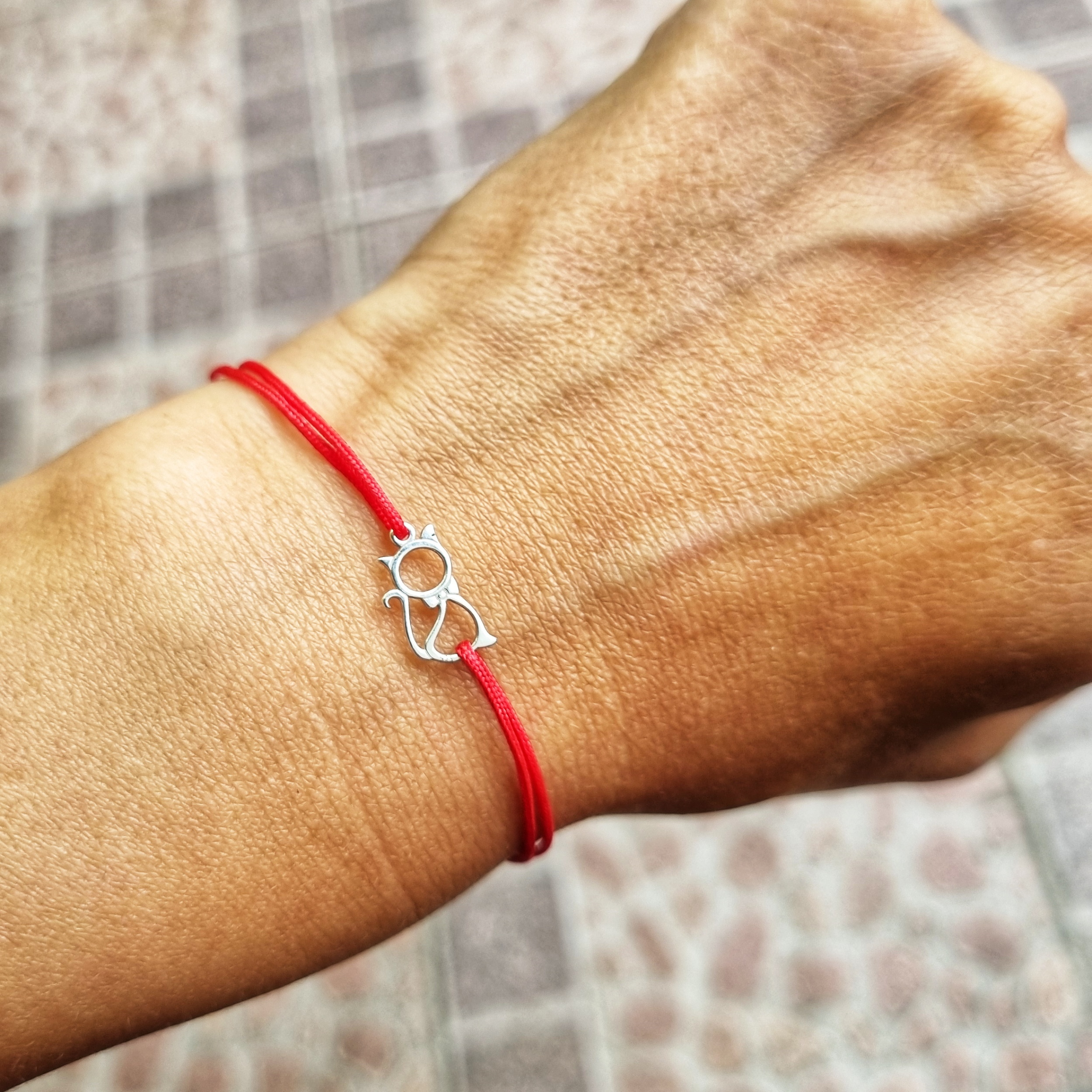 Bratara adult reglabila din Argint 925 cu charm Pisicuta si snur rosu de matase - imagine 3