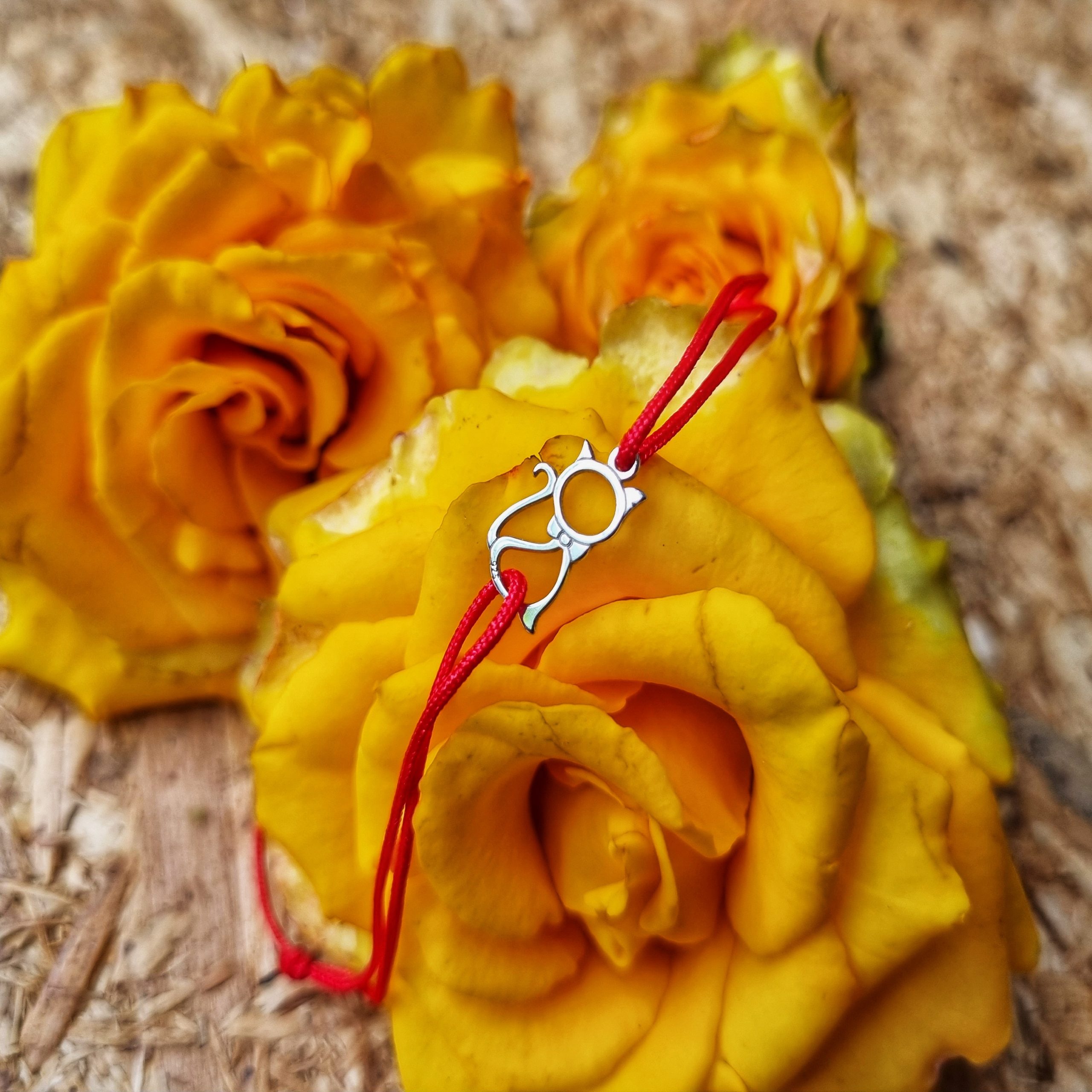 Bratara adult reglabila din Argint 925 cu charm Pisicuta si snur rosu de matase - imagine 4